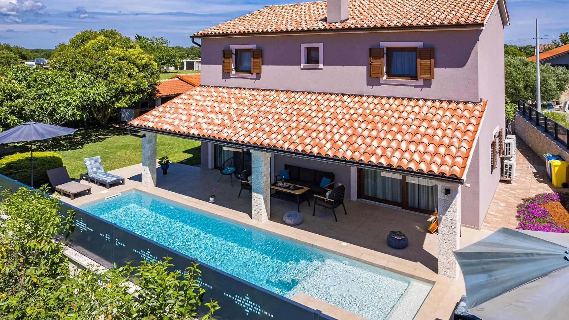 Villa Roma Pula 0*,  Croatia